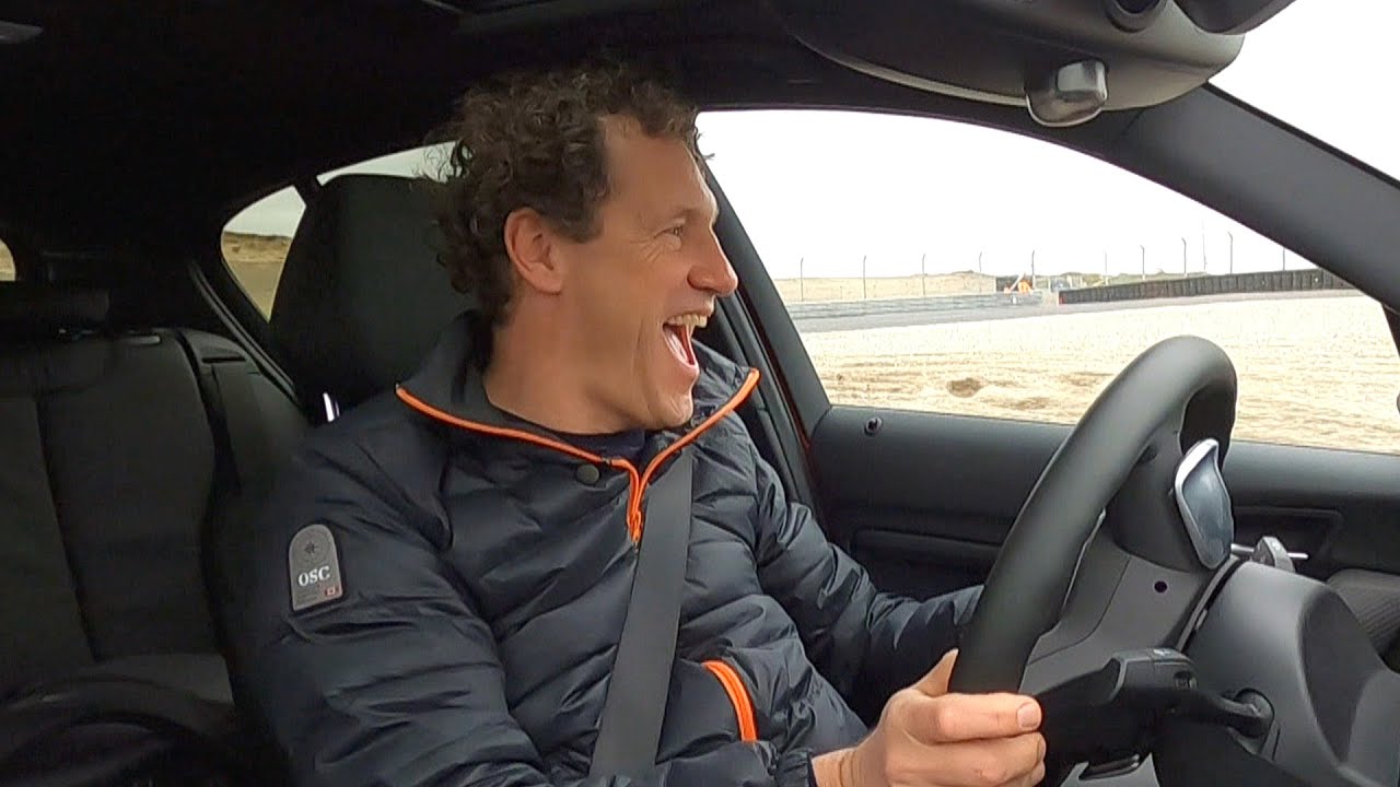 Rondje op het vernieuwde Formule 1-circuit in Zandvoort