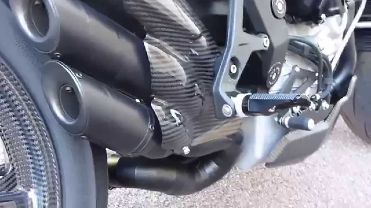 MV AGUSTA BRUTALE 800 BLACK 