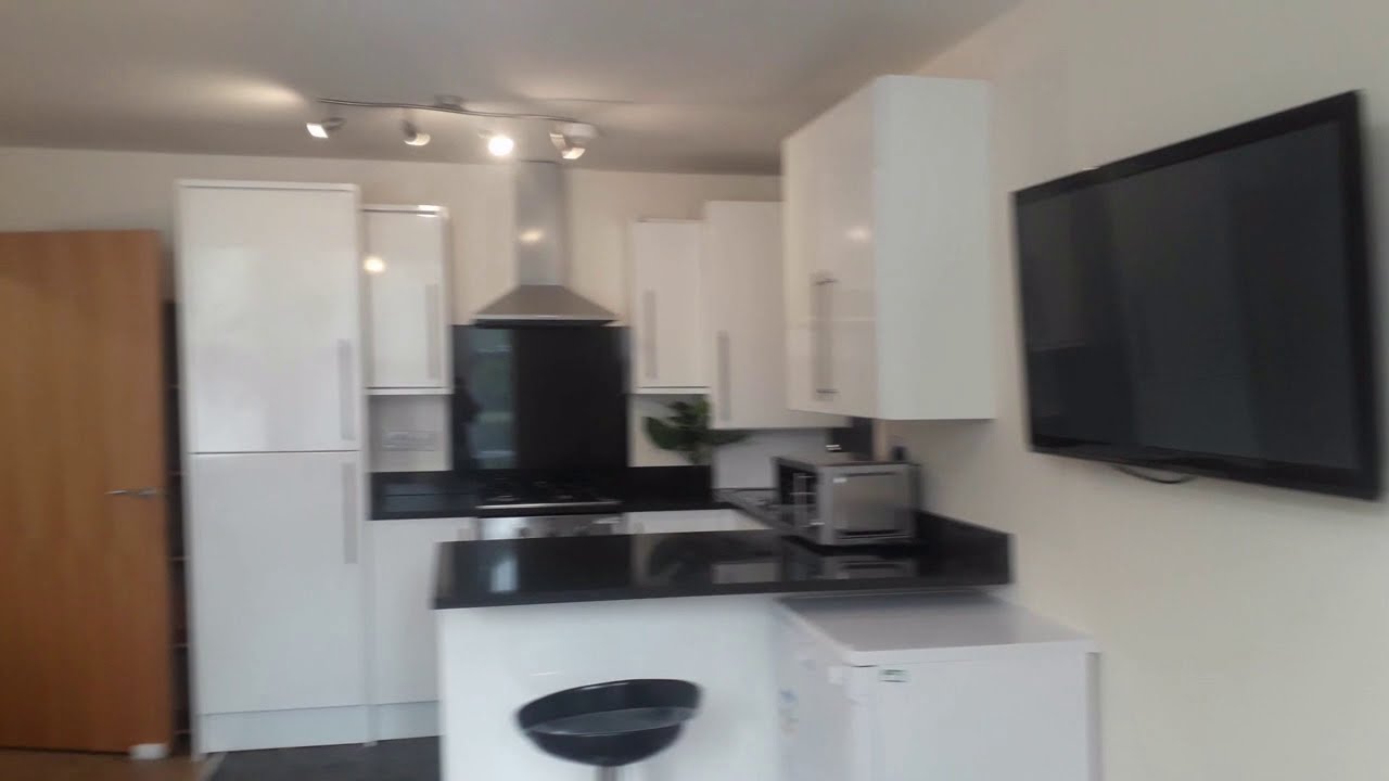 CROSSWAY ESTATES - 5 Bedroom Flat - Parkfield House (prop ref DR1)