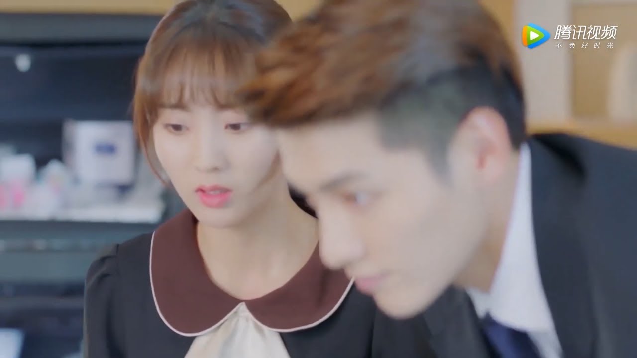 Bossy president helped cleaner cinderella to do her job after she tured down his confession