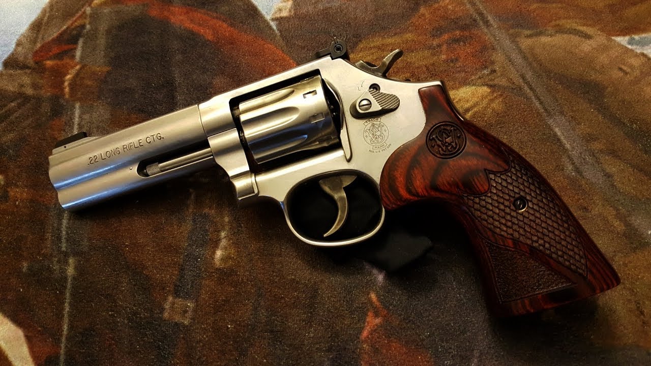 Smith and Wesson 617 Overview (audio fixed)