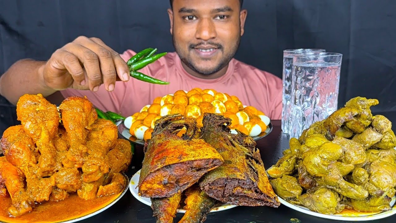 chicken liver curry, chicken leg piece curry, fish fry and quail egg curry with rice eating show,