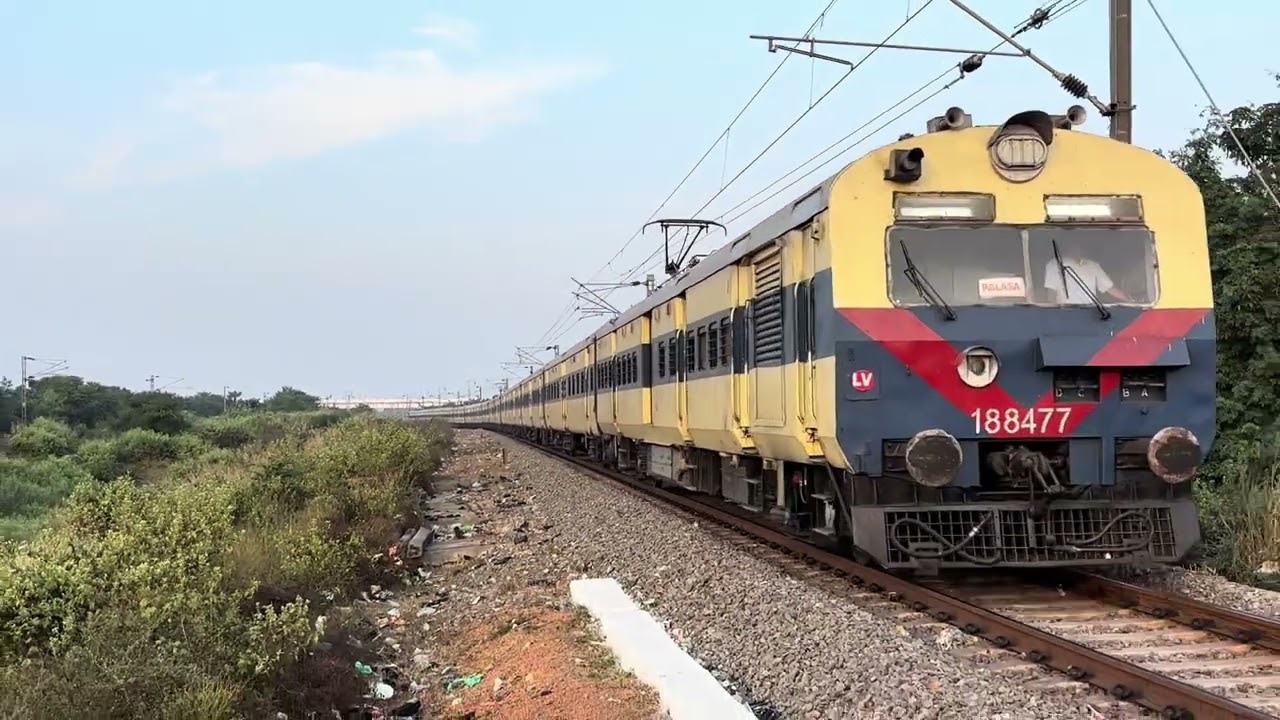 9 Trains in 9 Minutes ! Duronto+Dhauli+VB+Samparkranti+PSA Memu+Jaleswar Memu+Howrah Mail+Howrah SF
