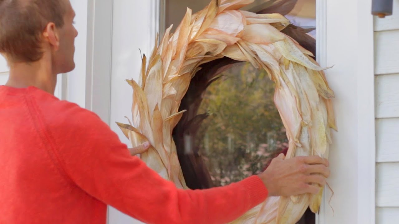 Corn Husk Wreath | Fall DIY