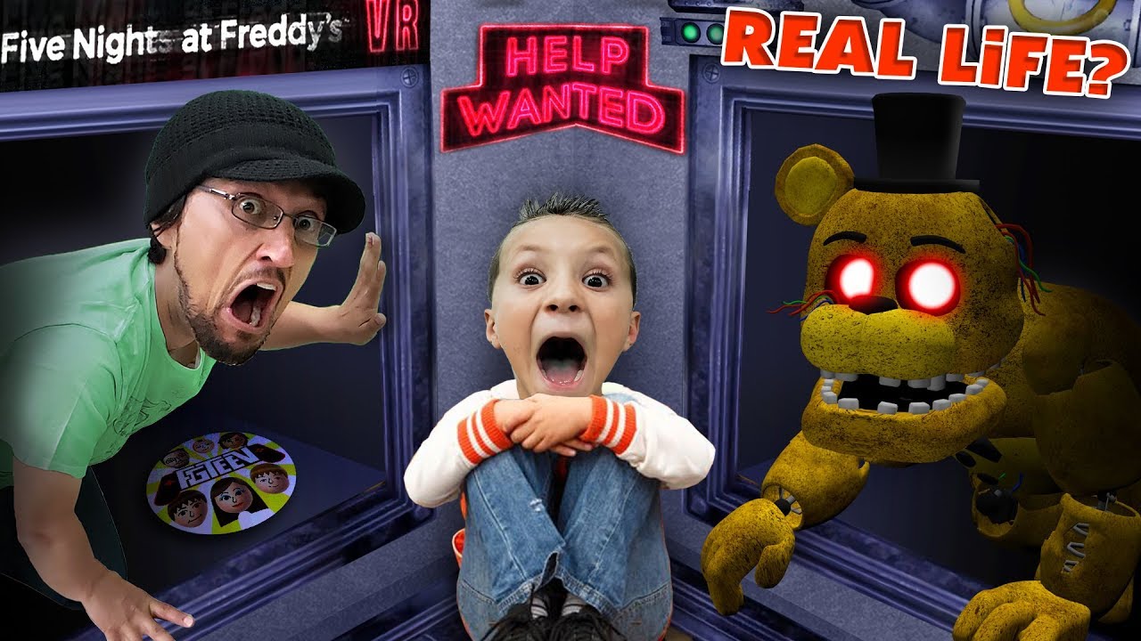 FIVE NIGHTS at FREDDY'S: HELP WANTED! Part 1 (FGTEEV Real Life?)