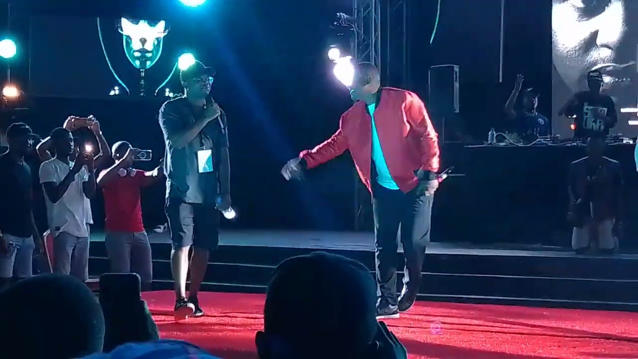 Entrada de KID MC no seu Show (20 anos de carreira)