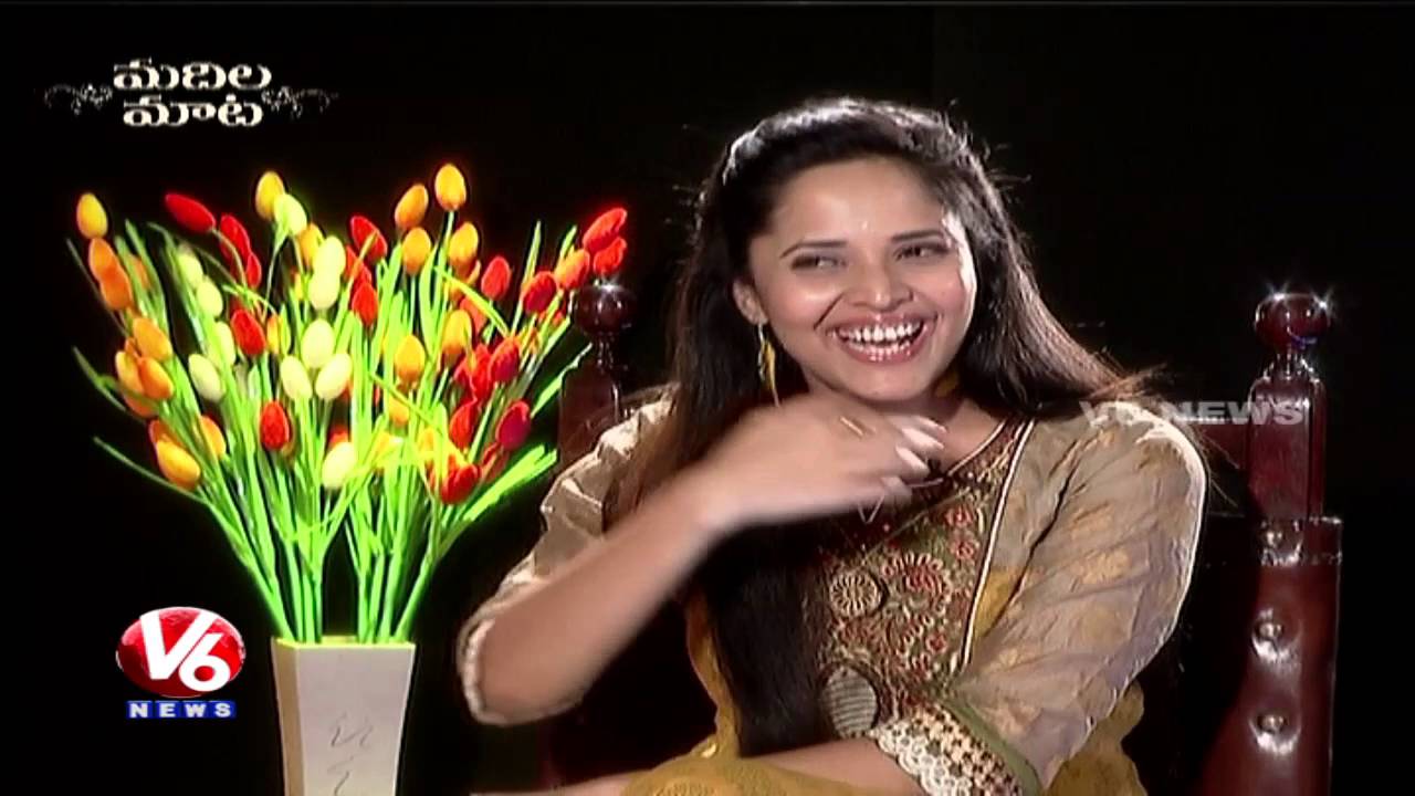 Anasuya About Her Love Marriage | Exclusive Interview | Madila Maata | V6 News