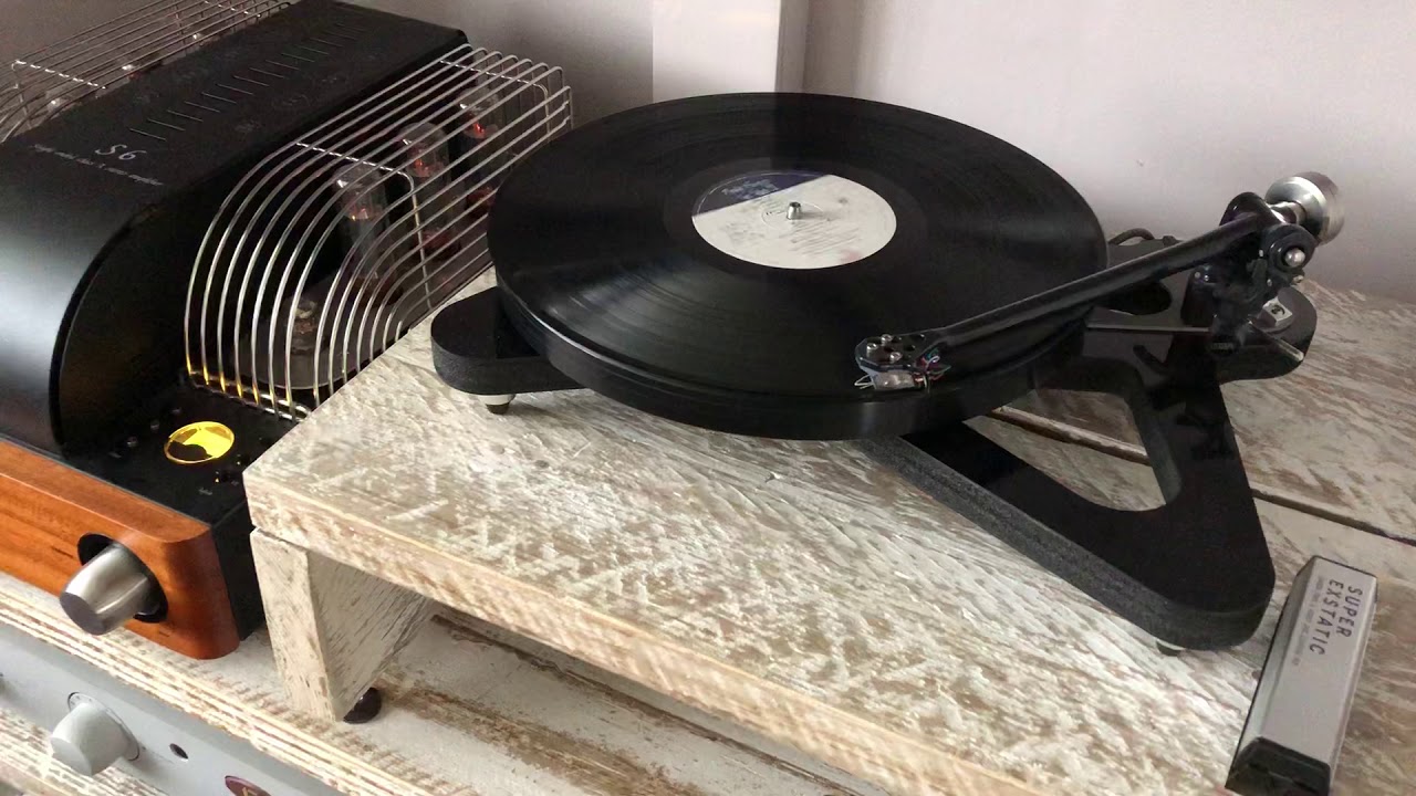 Pink Floyd- “Hey you” , Rega Rp8, Unison Research S6, Sonus Faber Grand Piano Domus