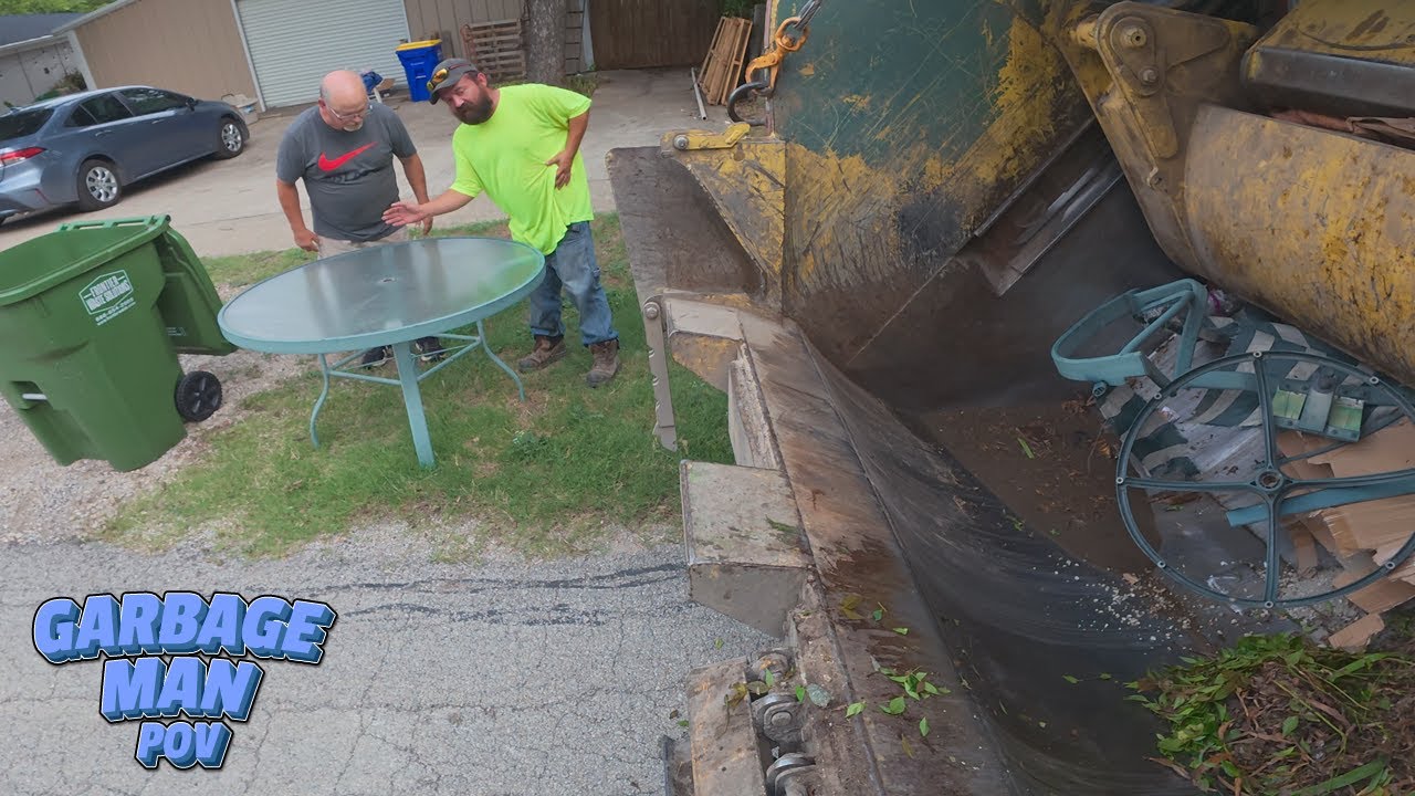 Rearloader Garbage Truck in Action | Bulky Trash Pickup POV | 4K Full UHD