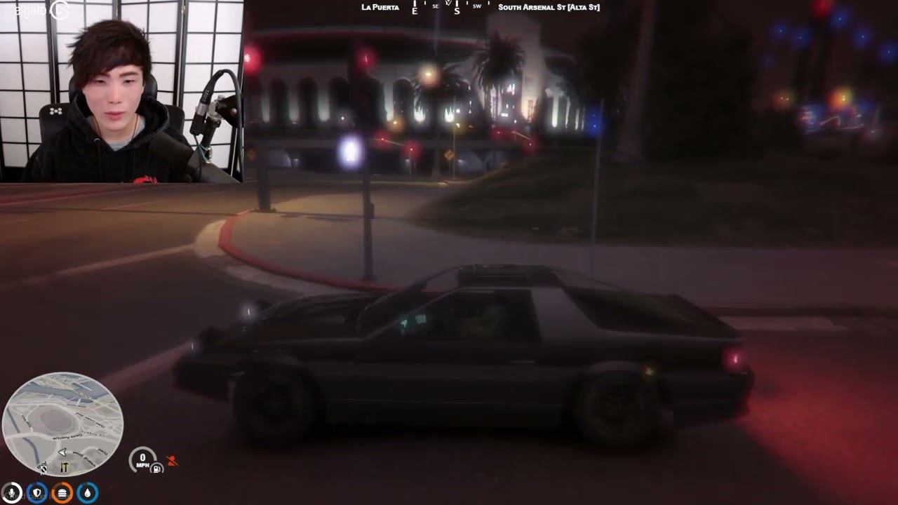 Yuno gets a message from the timelord