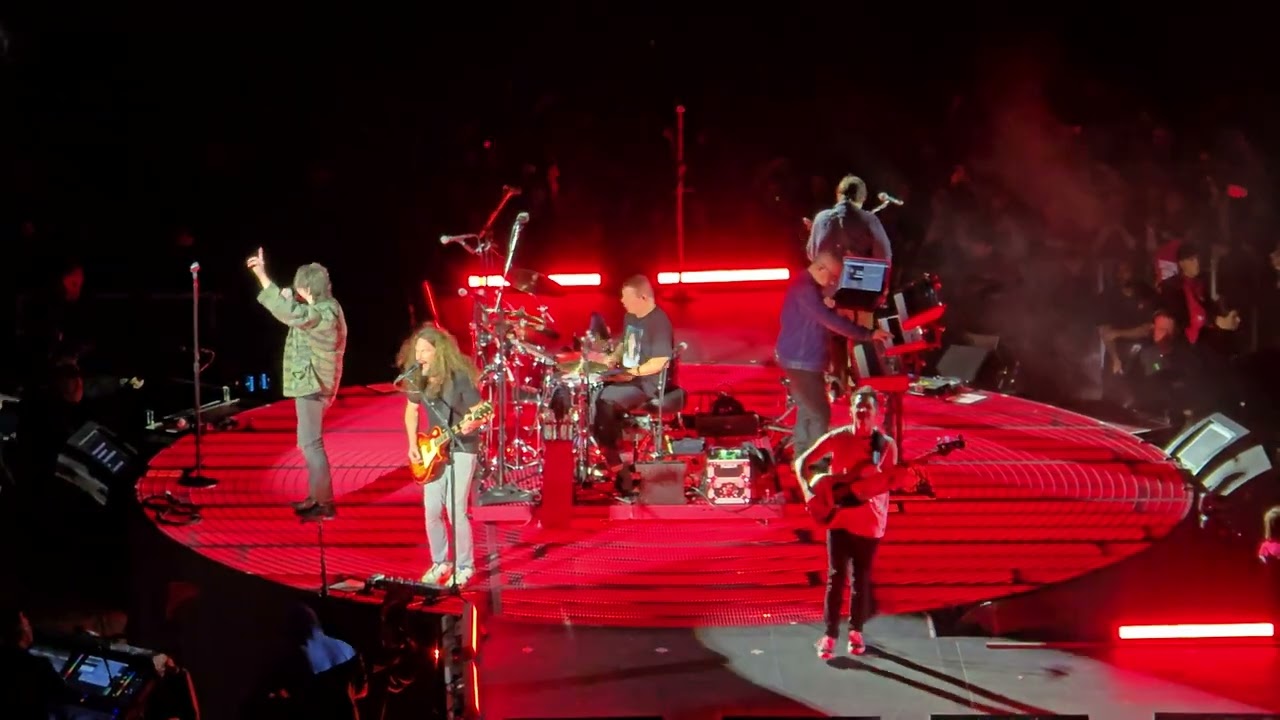 My Chemical Romance - S/C/A/R/E/C/R/O/W (Live in Chicago 8/29/25)