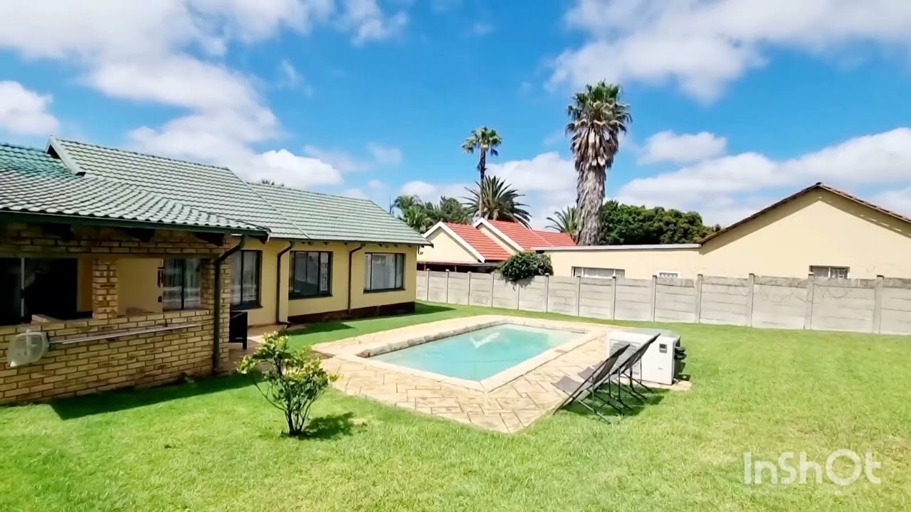 BEAUTIFUL 3-BEDROOM HOUSE with POOL For Sale 