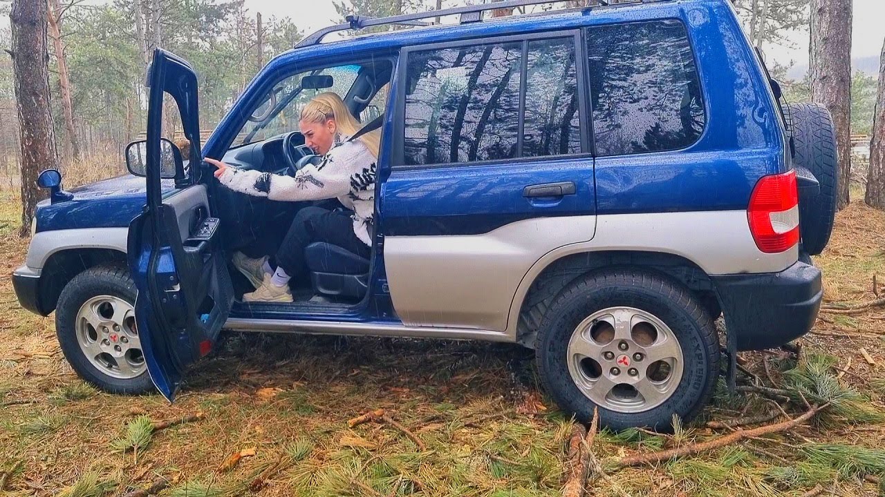 Driving car in Rain Long Distacne Testing Jeep Mitsubishi pajero io ( PART 6)