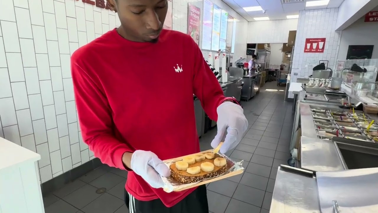 The fastest way RESTAURANT owners go broke 😳