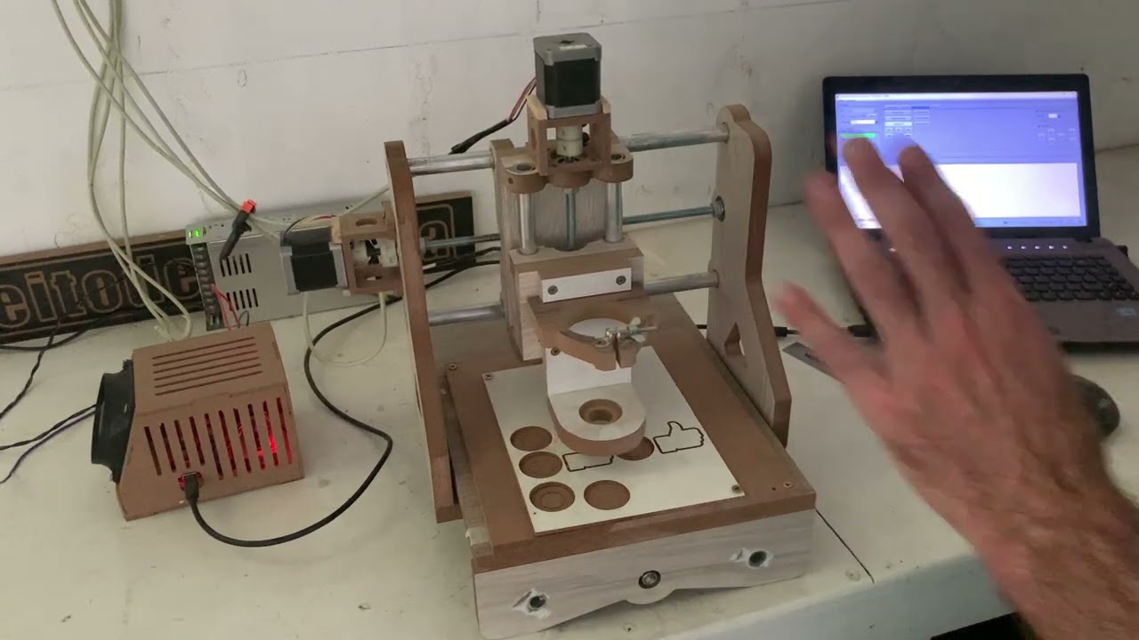 Mini Cnc router caseira estrutura para venda (vendida)