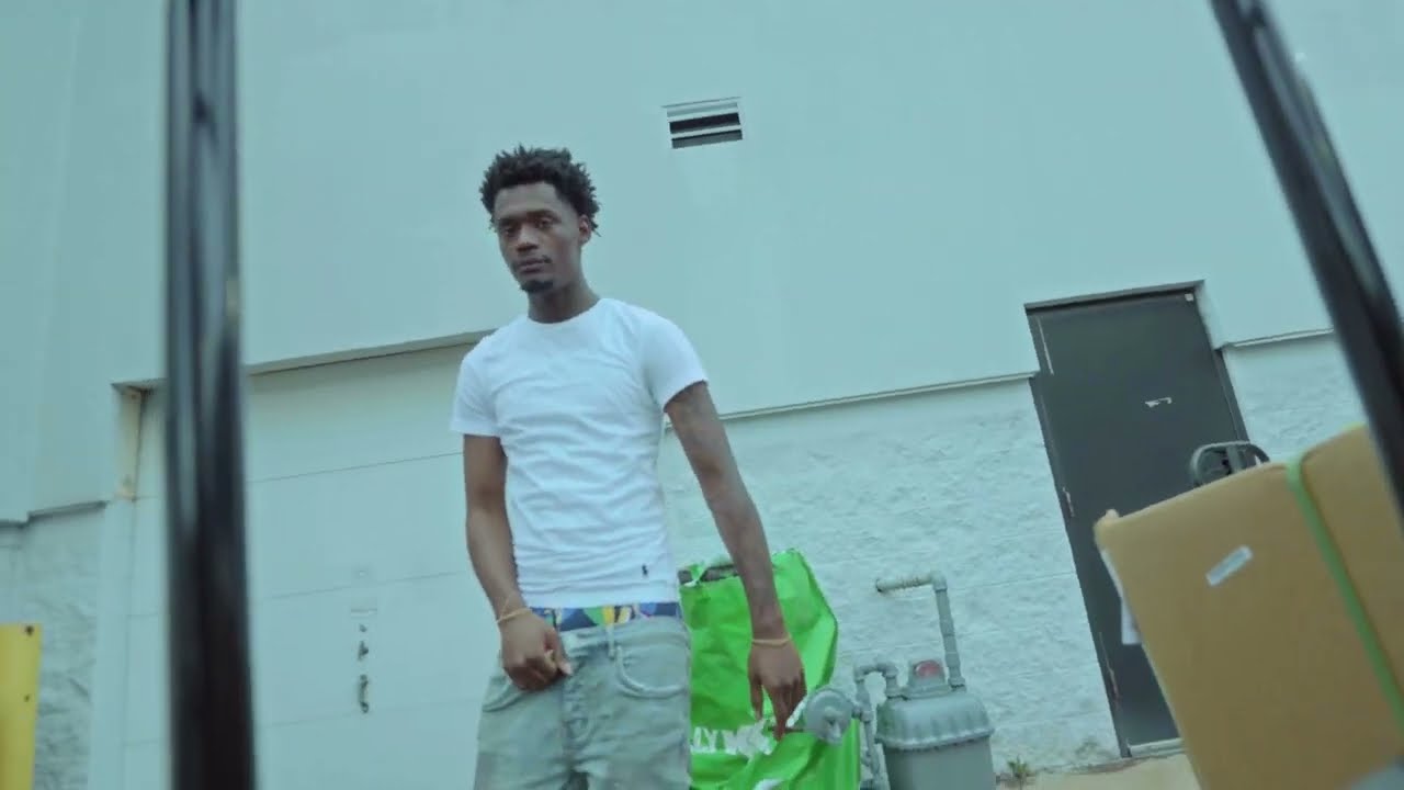 GBE Strap - 1600 (OFFICIAL MUSIC VIDEO)