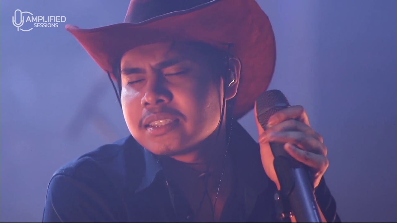 หลบบ้าน - Bovini