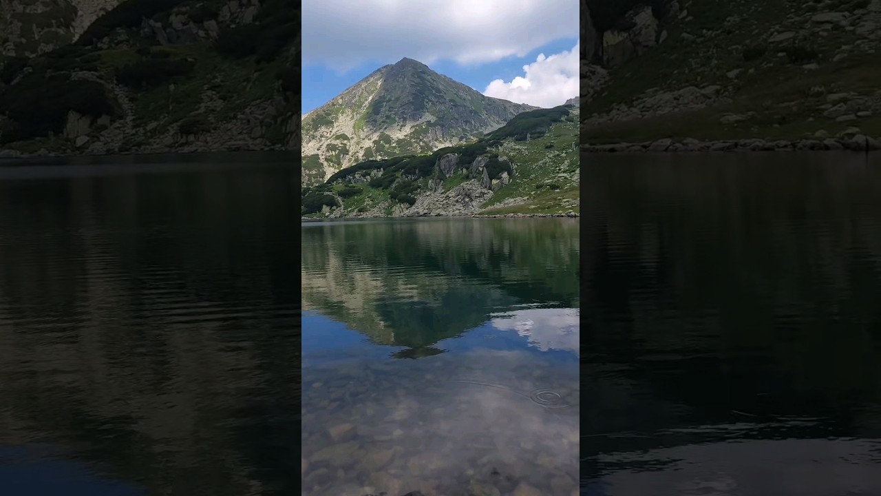 🌊 Bucura Lake📍Retezat National Park, Romania 🇷🇴