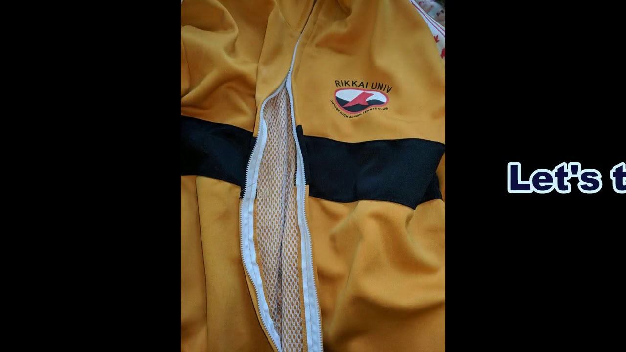 How to zip up your Jacket/Hoodie/Jersey with One Hand
