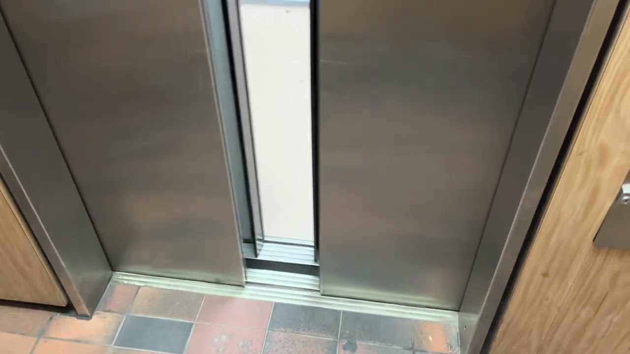 Otis Lexan Parking Elevator @ Radisson Hotel, Winnipeg, Manitoba