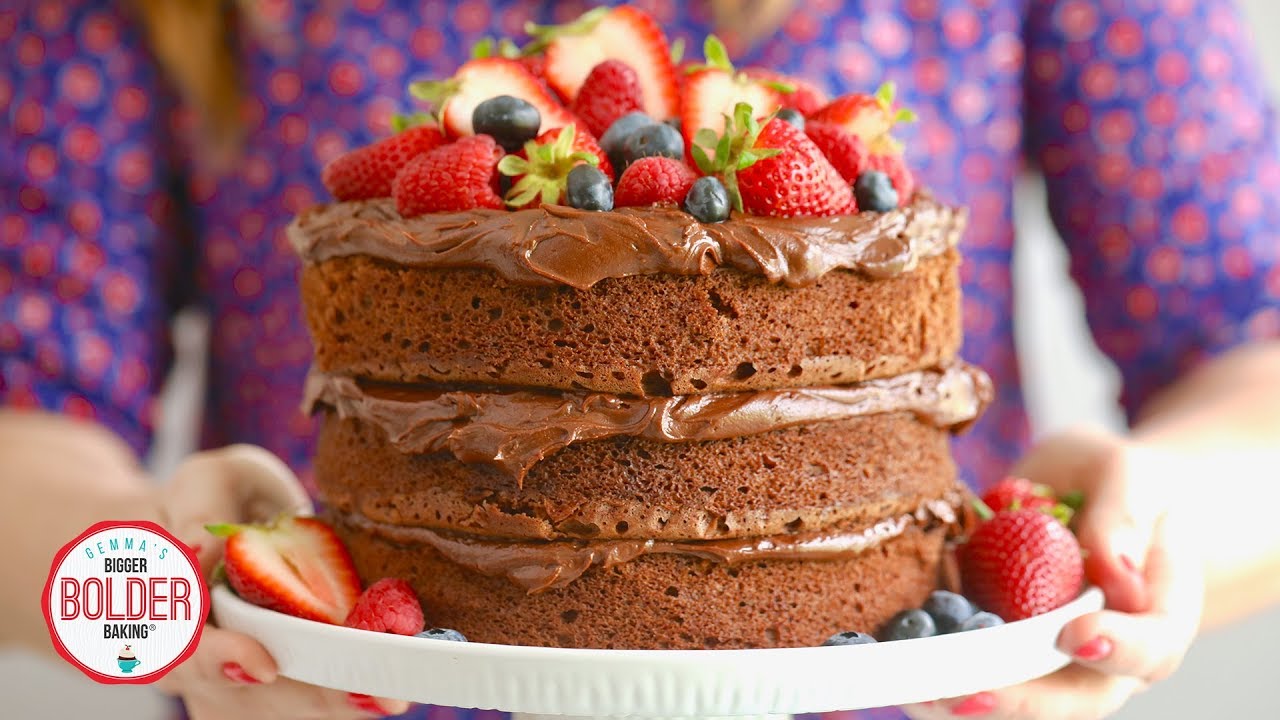 10-Minute Easy Chocolate Cake | Made in the Microwave | Bigger Bolder Baking