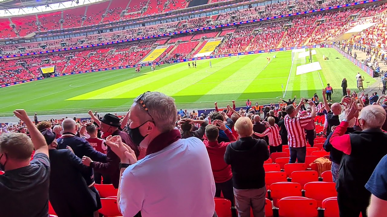 Brentford Win Promotion to the Premier League