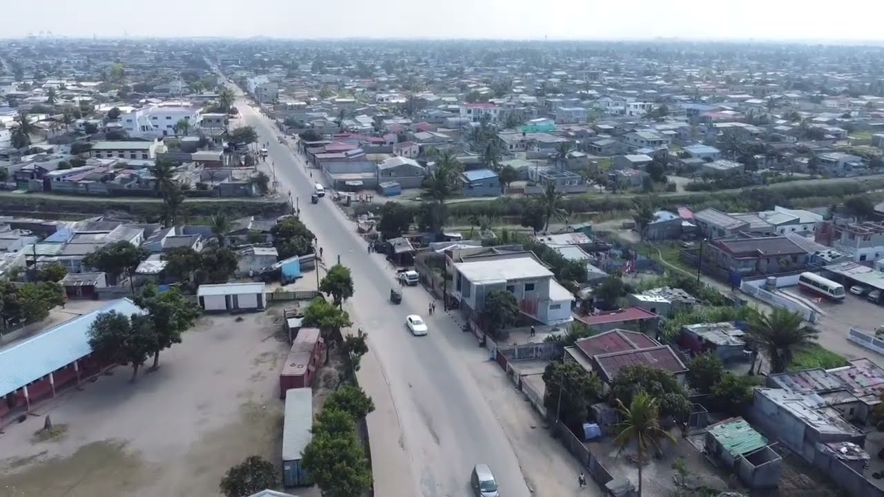 Macurungo- Pequeno Brasil e Matacuane Estiva, Cidade da Beira - Moçambique, imagens aéreas.