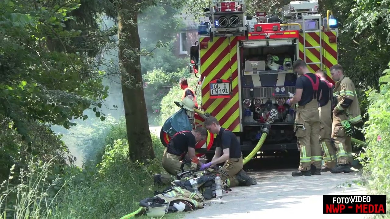 Brand in einer Oldenburger Kleingartenanlage bereitet Feuerwehr viel Arbeit - NWP-MEDIA