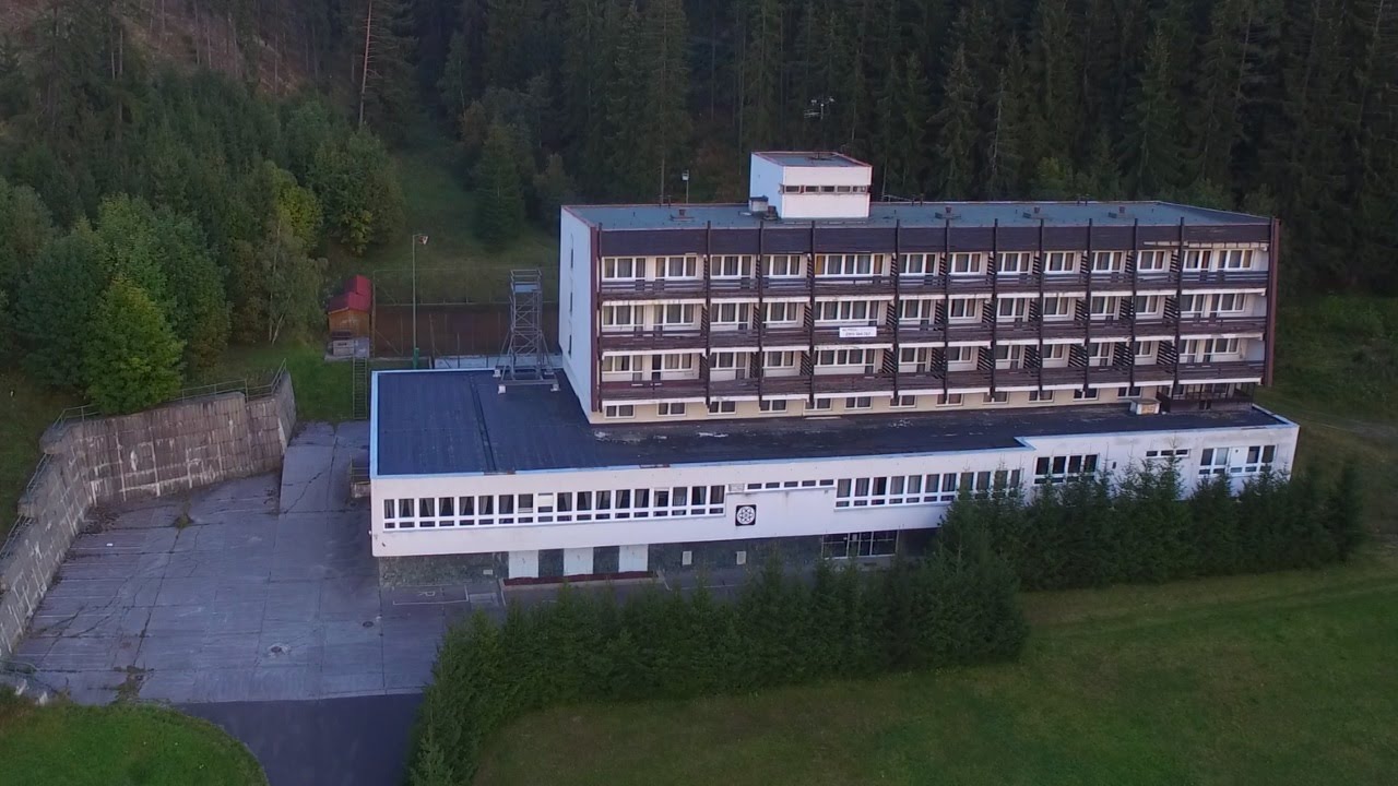 Opusteny Hotel Tatrin a Hotel Bohunice - Ivan Donoval - 2016 -