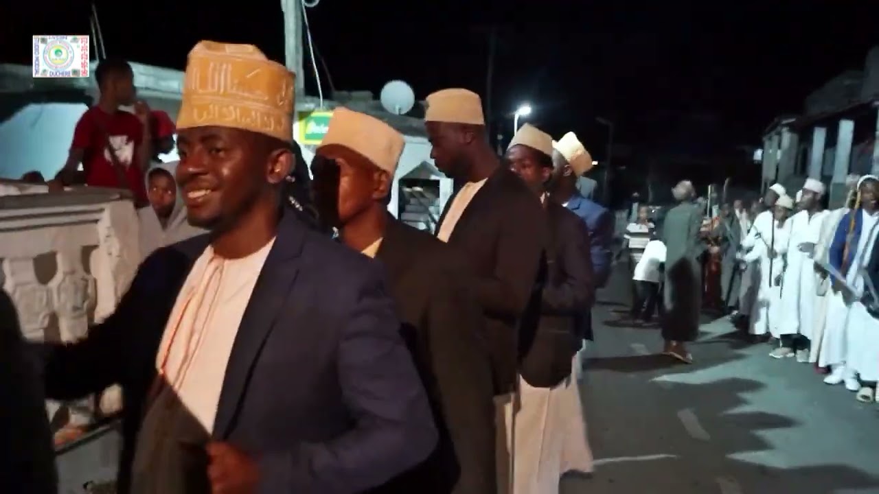 Djaliko et sambe de Moussa Asmakou et Thoueyiba à Ouzioini Comores