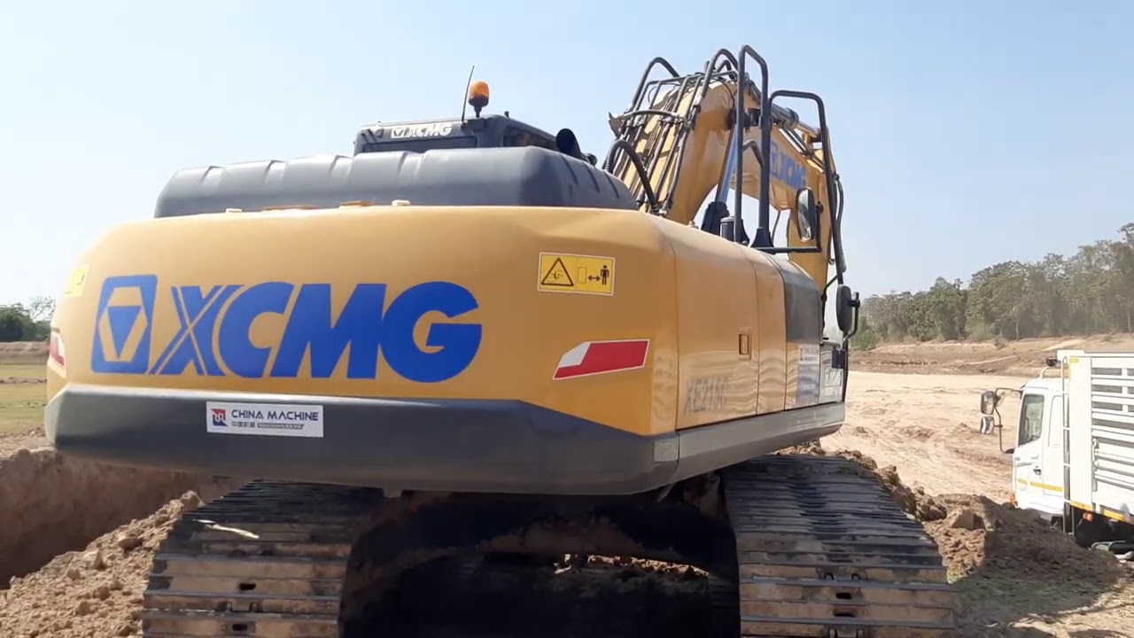 XCMG XE215C หนุ่มแดนแผ่นดินใหญ่ บุกเมืองบุรีรีมย์งานลอกอ่าง จัดเต็มกล่อง excavator and truck EP.8026