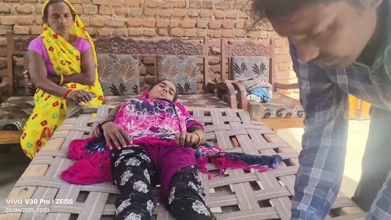 इलाज के बाद का वीडियो यह गिर गई थी इनकी रीड की हड्डी टूट गई पेट से नीचे का हिस्सा सुनय पैर उठने लगा