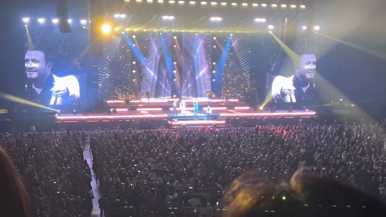 Westlife - Mandy live at Glasgow ovo hydro 20/11/2022
