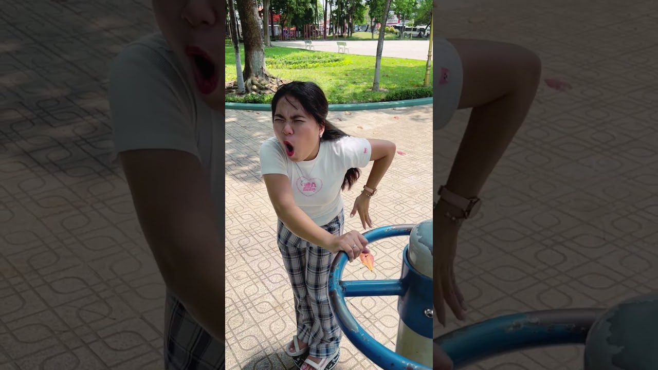 LNS - M&aacute;y tập thể dục bị M.a &aacute;m || Ghost exercise machine 👻 #shorts