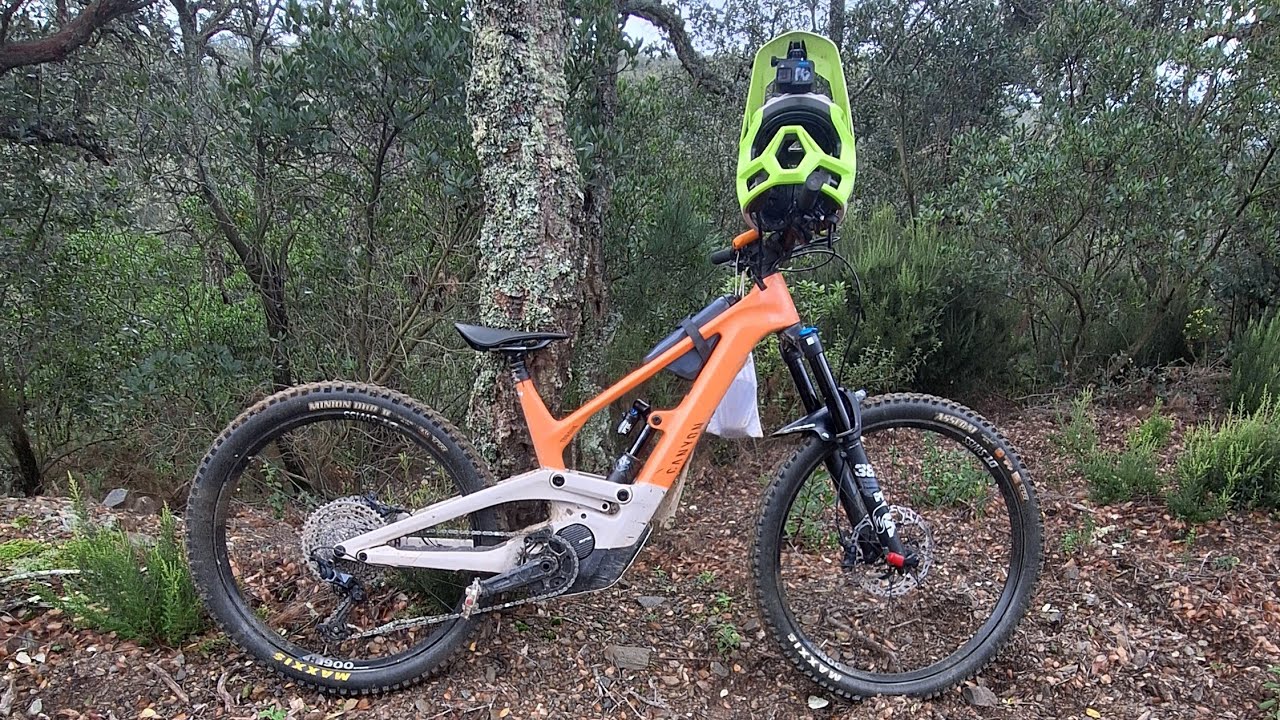 Enduro mtb en Cassa de la Selva girona! una ruta muy guapa! con el terreno excelente!