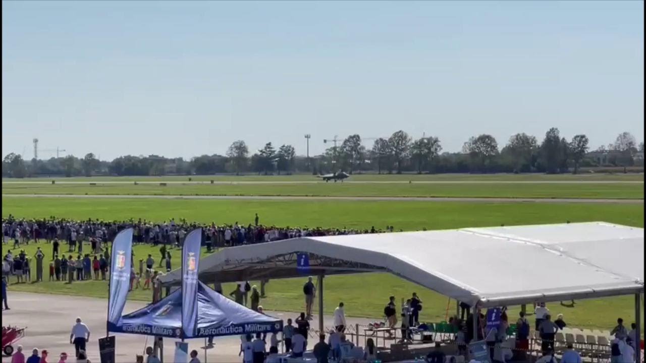 Open day alla base aeronautica di Istrana, grande afflusso di pubblico