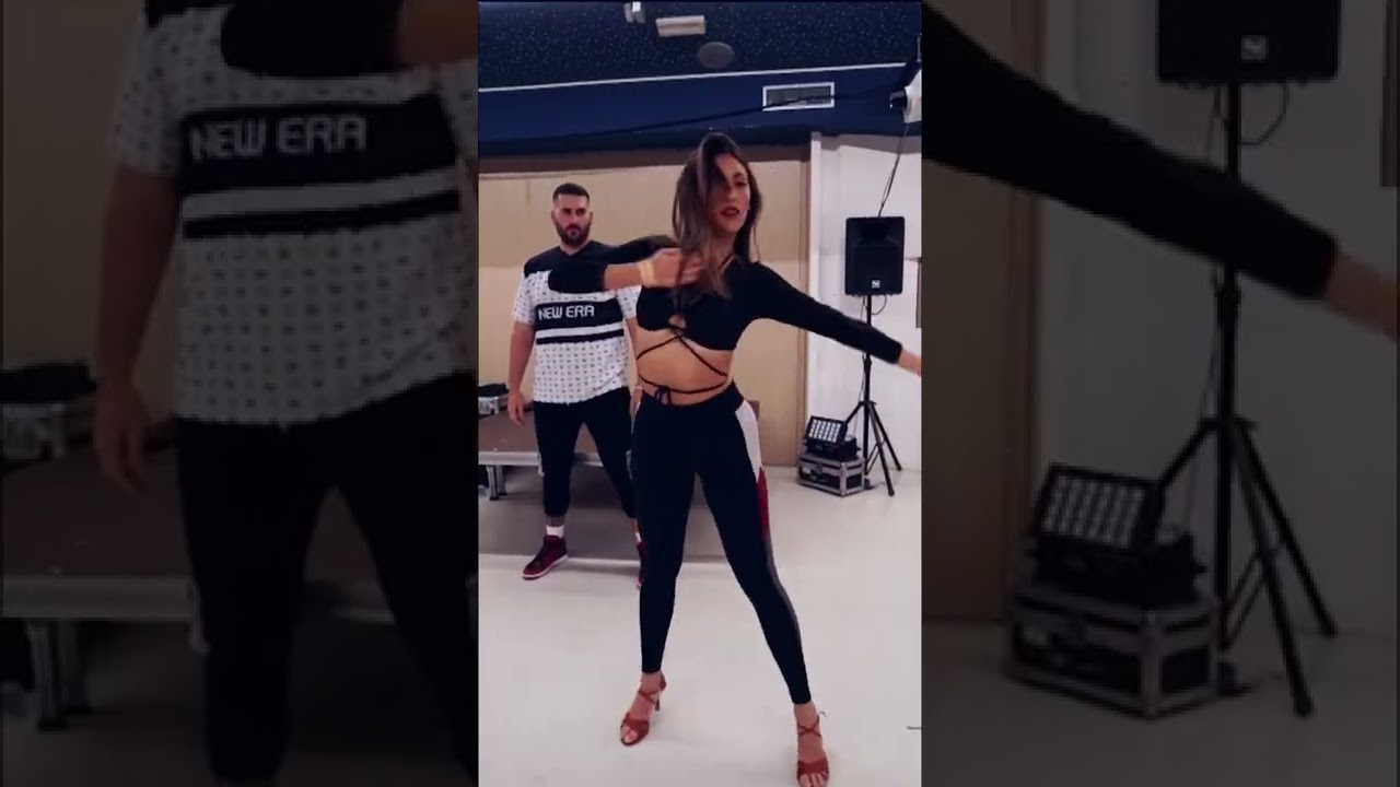 Amantes - ( Becky G ft Daviles De Novelda) Alessio y Natalia Bachata Sensual