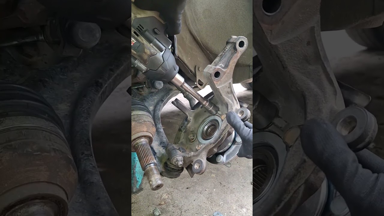 Install the front wheel bearing #shotsvideo #automobile #mechanic