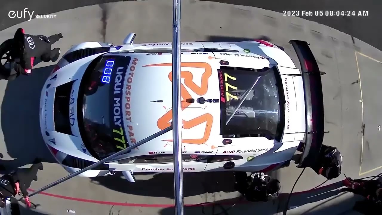 Bathurst 12 hour Audi GT3 pitstop