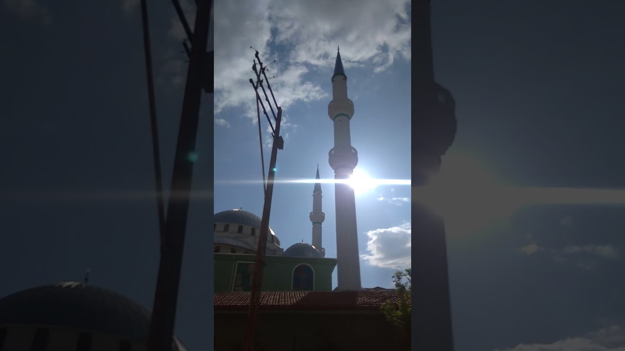 Mehmet Emin KARATAŞ hoca efendiden müthiş ikindi ezanı Cuma 25 Nisan
