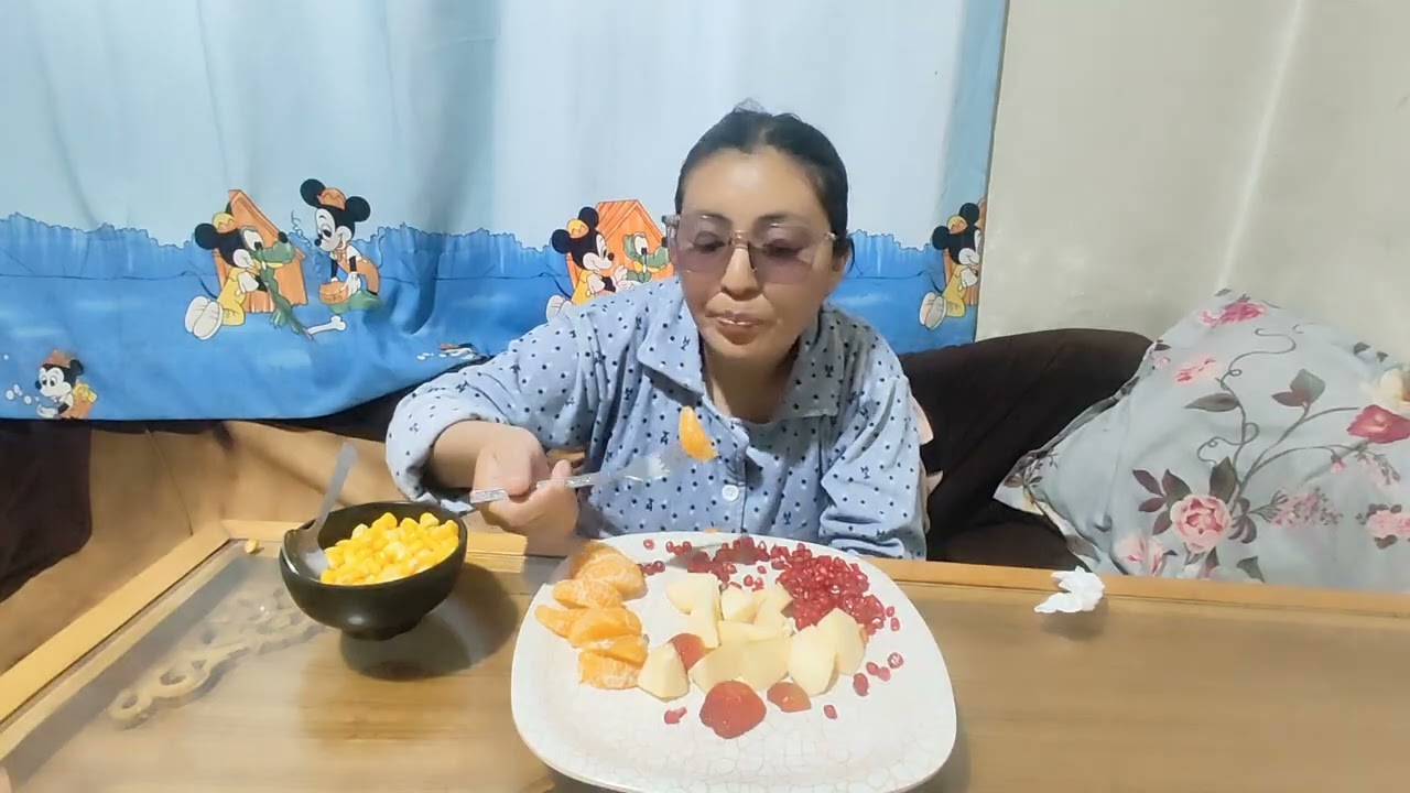 Today my fruits mukbang vlog 🍓🍒