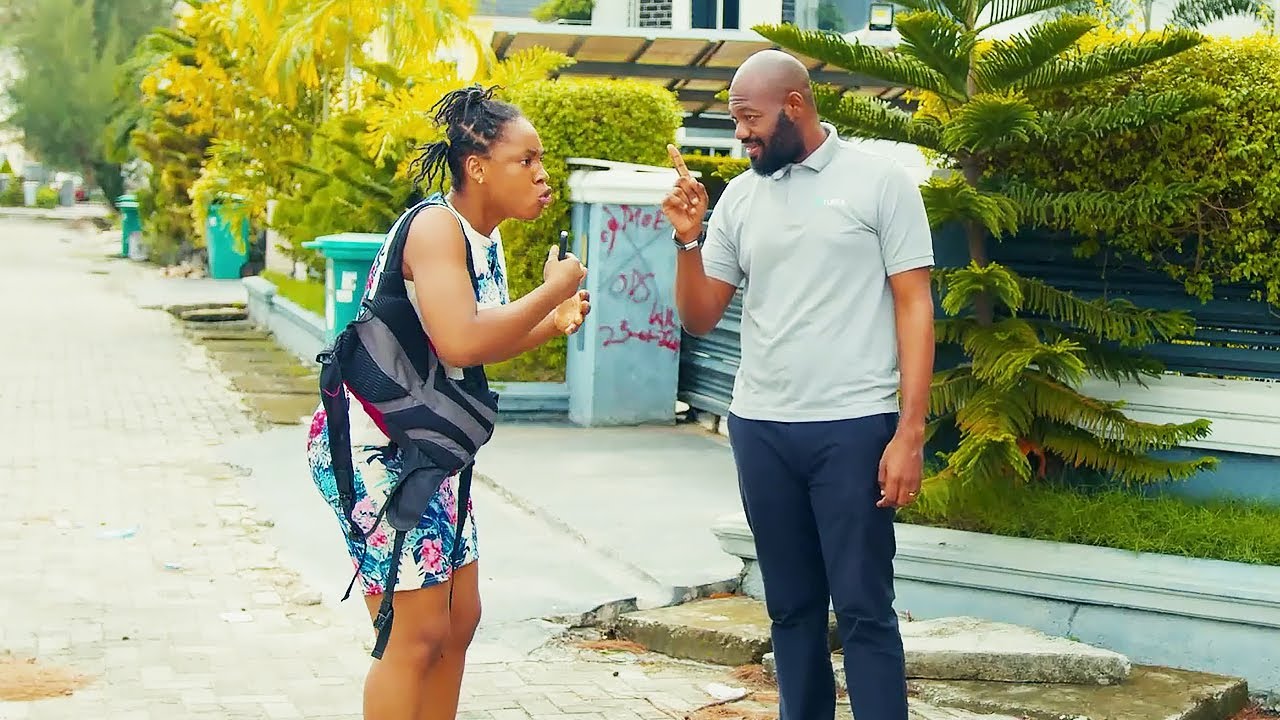 How A Billionaire Passing By Met/Helped The Poor Homeless Pregnant Girl And Change Her Life