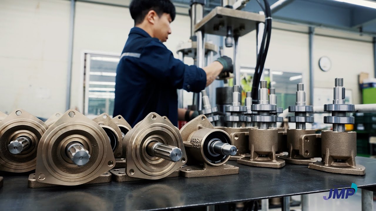 When innovation meets craftsmanship — that’s the power of JMP Marine