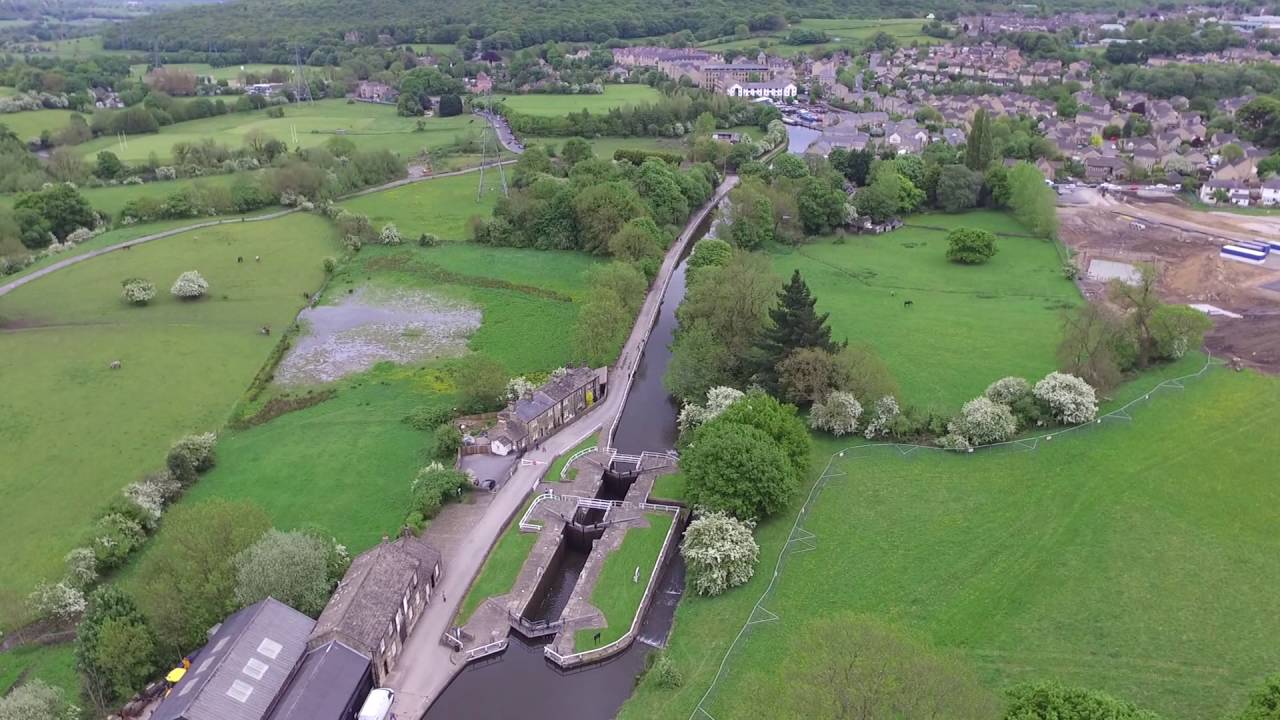Dobson Locks @ Apperley Bridge by Drone