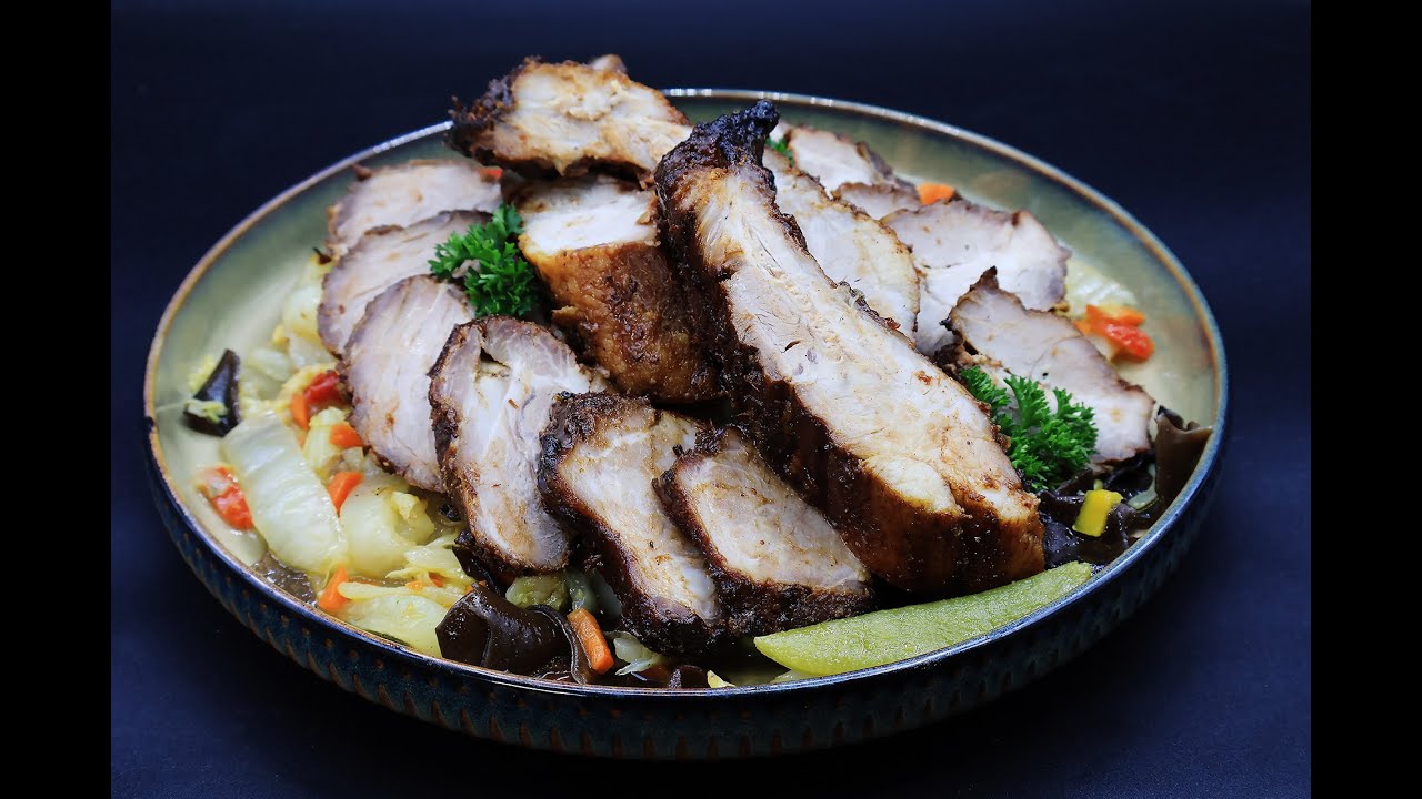 Porc mariné Char Siu Rôti et laqué au kamado