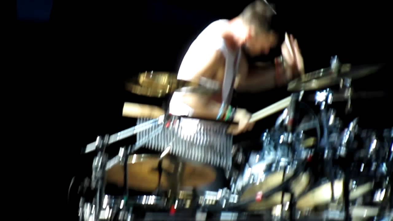 shannon leto drums in Tallinn, Song Festival Grounds [21.06.11]