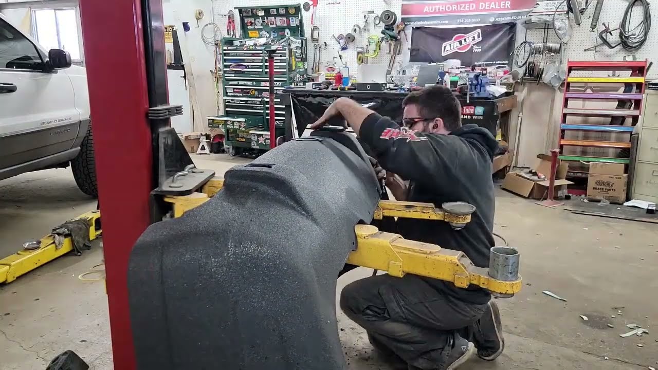 Installing Diode Dynamics SS2 Pods onto my jeep WJ as reverse and brake lights.