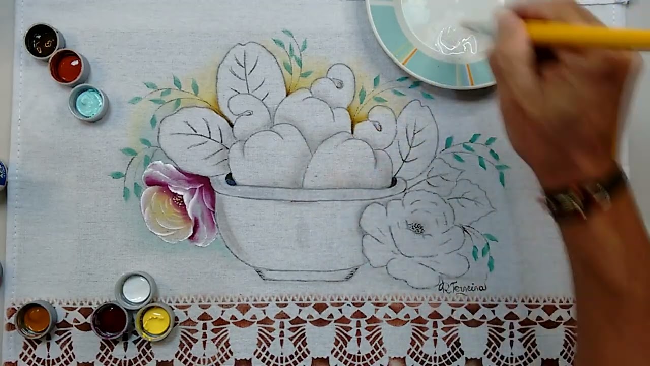 Roberto Ferreira - Vamos Pintar em Tecido Tigela com Cajú e Rosas - Parte 1