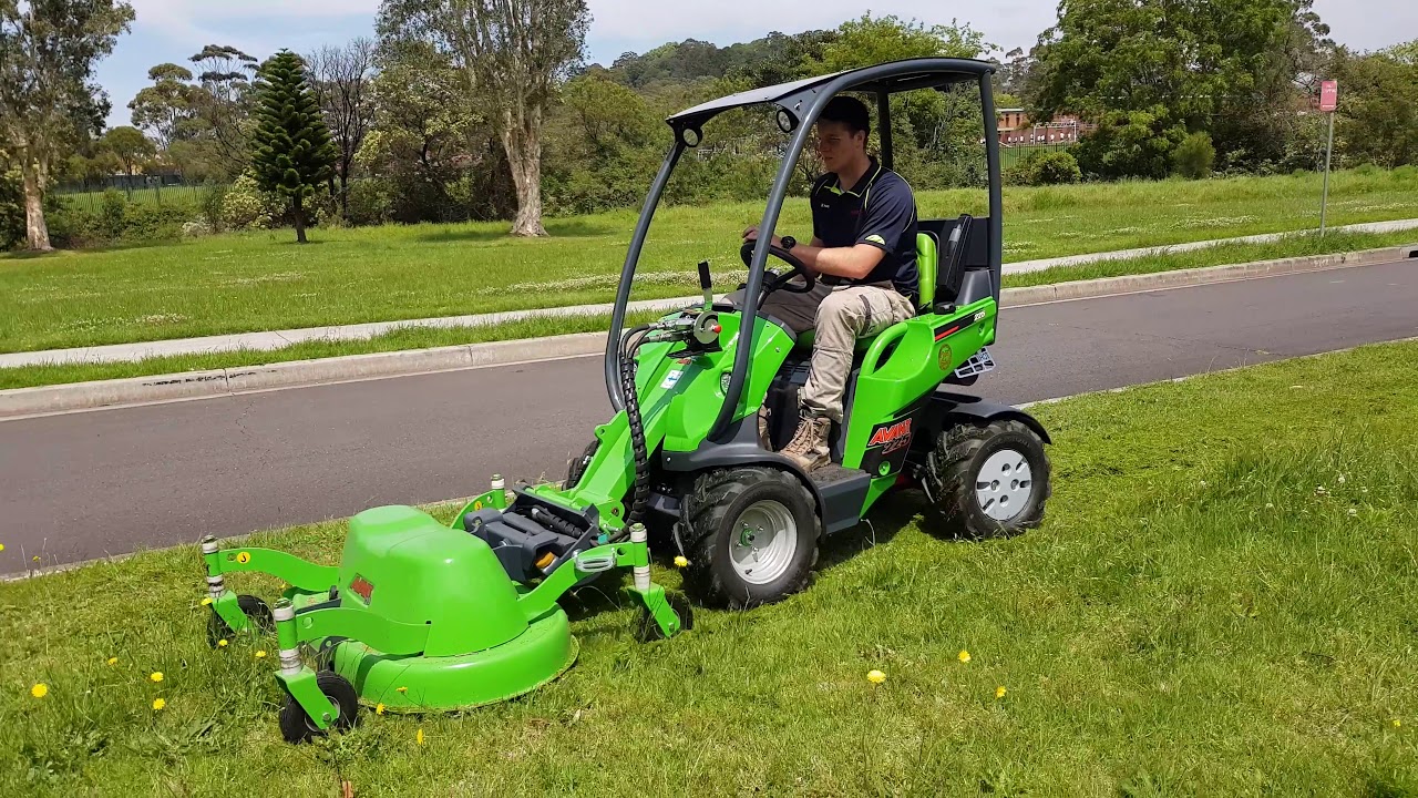 Avant 225 Loader with 1200mm Lawn Mower Attachment