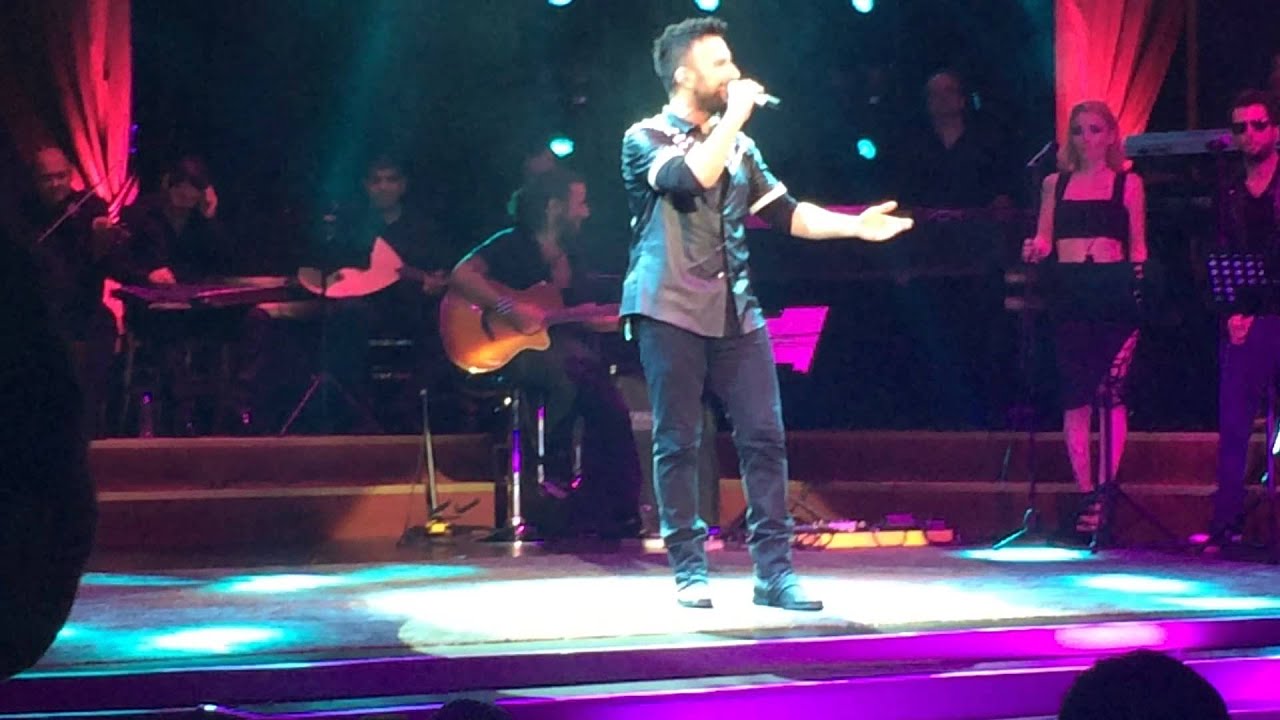 Tarkan-Dalgalandım Da Duruldum ' Harbiye Cemil Topuzlu Açık Hava Sahnesi 03.09.2014